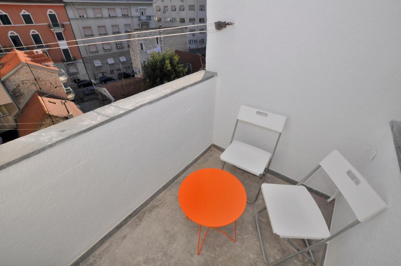 Room & Studio In The Centre Split Bagian luar foto